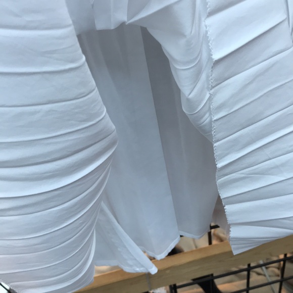 NWT,Derek Lam10Crosby
Ruched Pleated Stretch-Linen - Picture 6 of 16